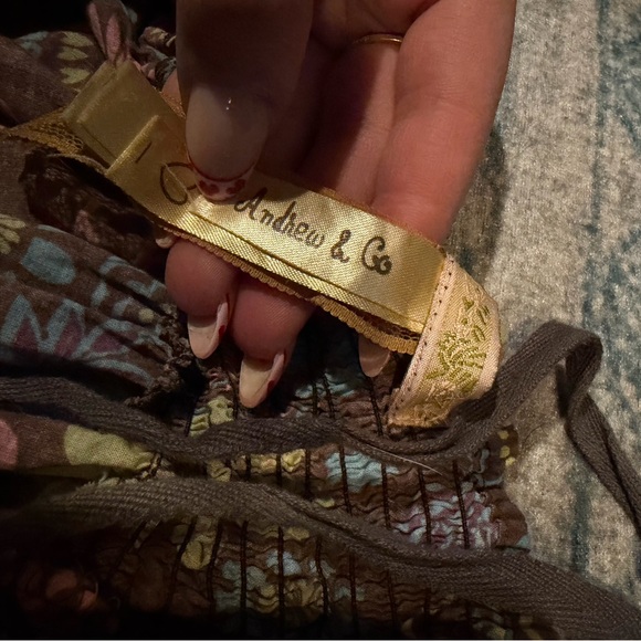 Top - Picture 4 of 5